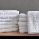 Pack de 12 Toallones Iris Clasico "S" Blanco 600 Gr (70x130cm)