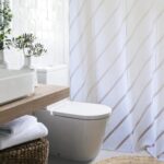 Cortina de Baño Plástica con Ganchos Formas y Colores