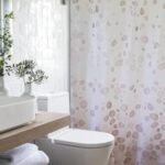 Cortina de Baño Plástica con Ganchos Formas y Colores