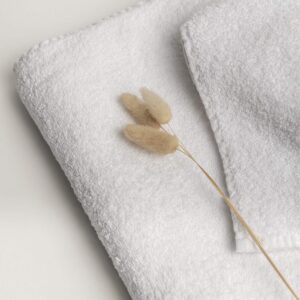 Combo x 10 Toallones Blanco Hotel Premium Top Seclar 630gr (90x150cm)