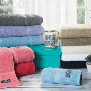 Juego de Toalla y Toallón Cannon de Color 520 gr