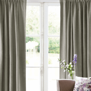 Cortina Blackout con Presillas Ocultas Para Barral - Kavanagh